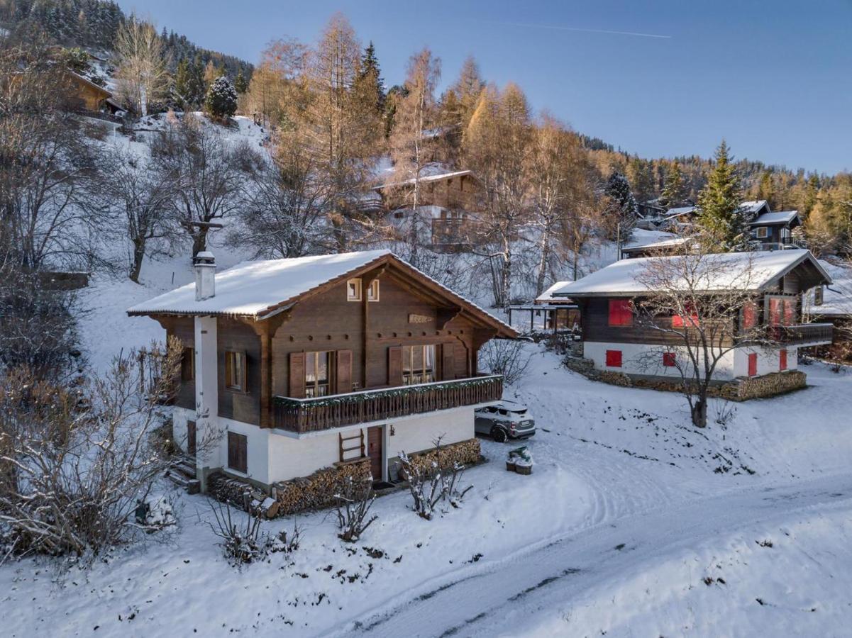 Chalet Noisette Authentic Swiss Chalet Perfect For Families Ла-Тзума Экстерьер фото